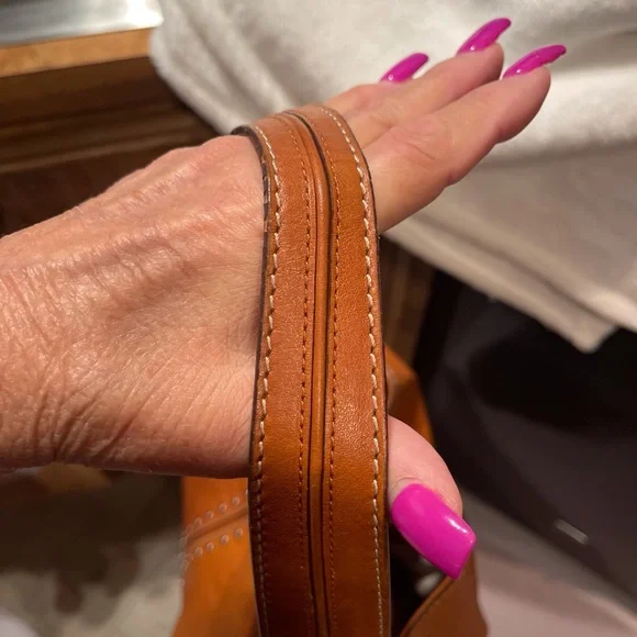 Michael Kors Astor Studded Shoulder Handbag USED - Picture 8 of 16